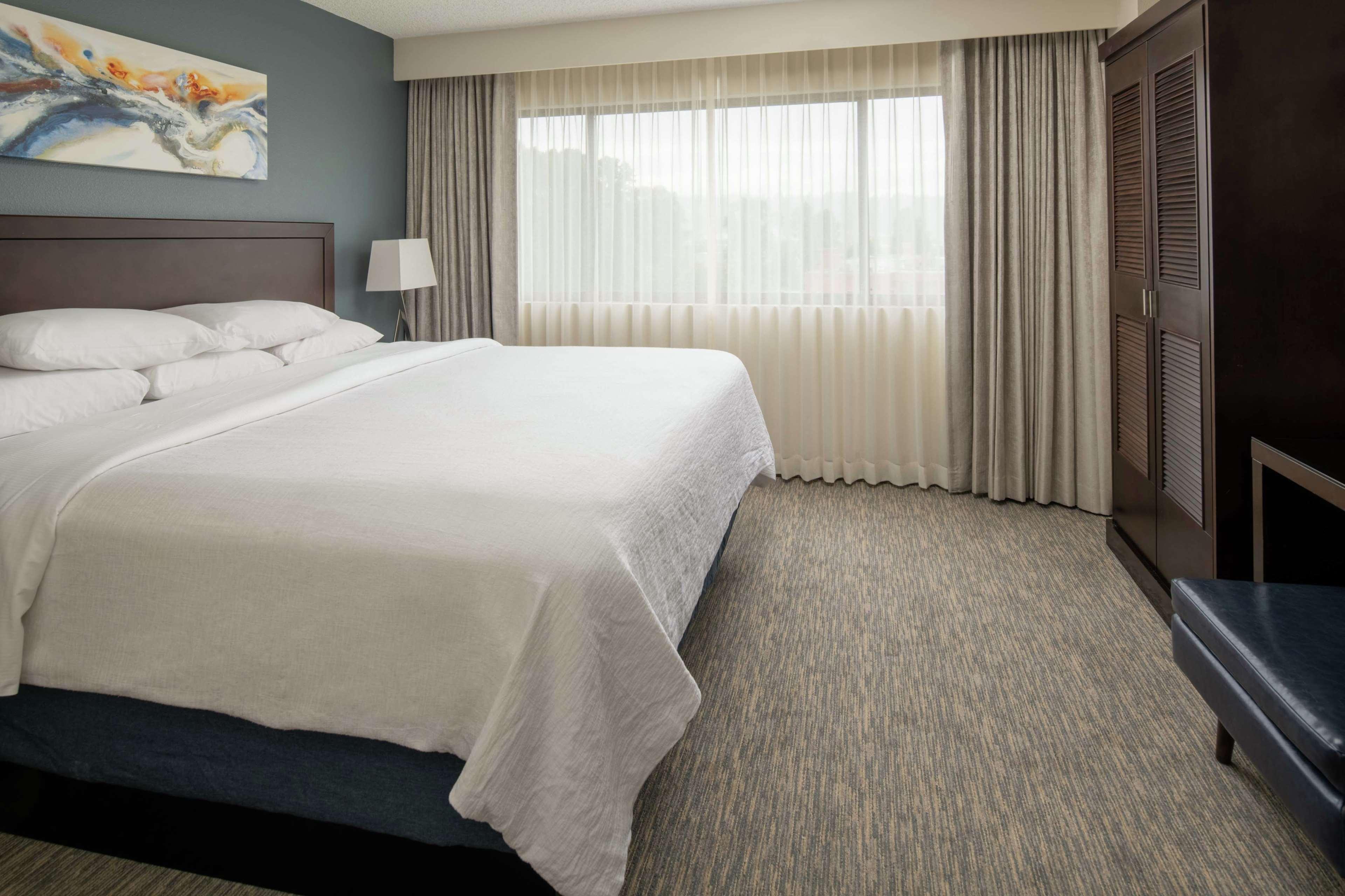 Embassy Suites By Hilton Seattle - Tacoma International Airport Таквила Экстерьер фото
