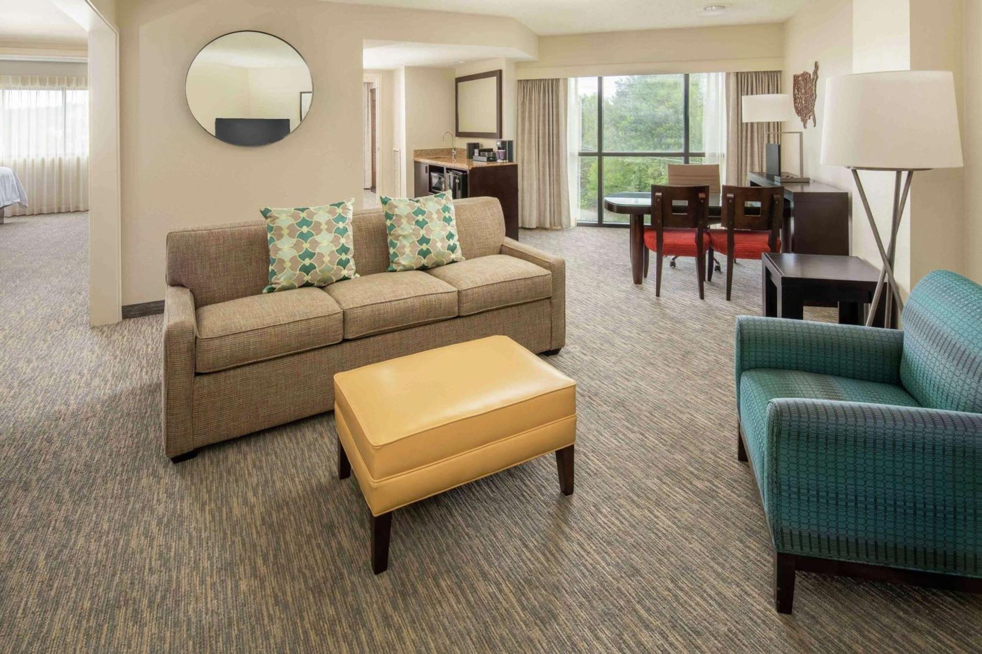 Embassy Suites By Hilton Seattle - Tacoma International Airport Таквила Экстерьер фото